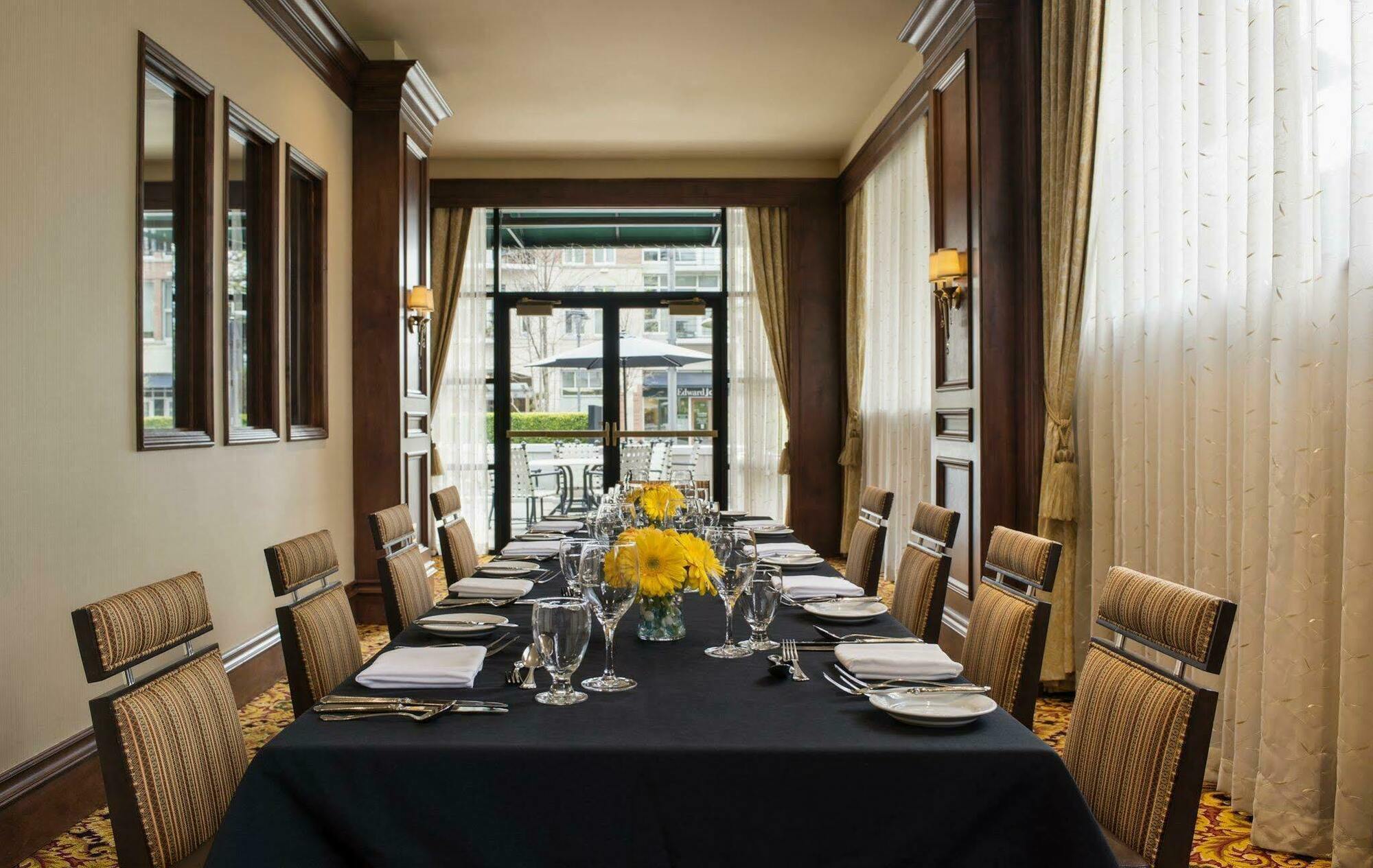 Victoria Marriott Inner Harbour Exterior foto