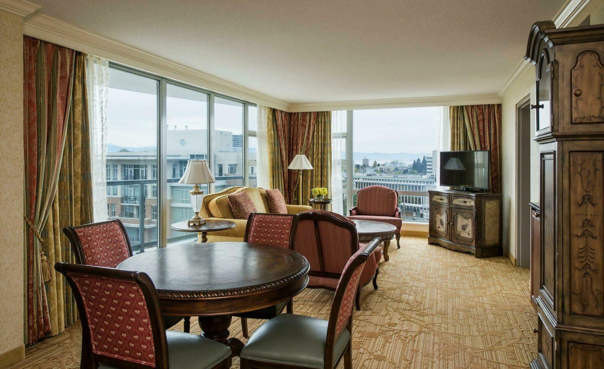 Victoria Marriott Inner Harbour Exterior foto